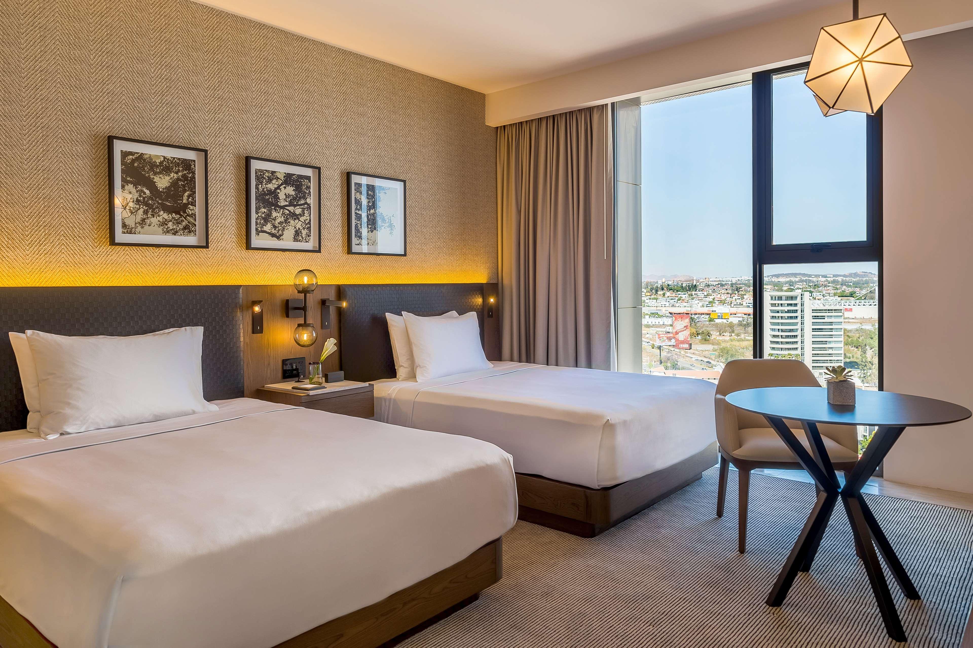 Hyatt Regency Andares Guadalajara Hotel Zapopan Exterior photo A guest room at the Hilton Athens