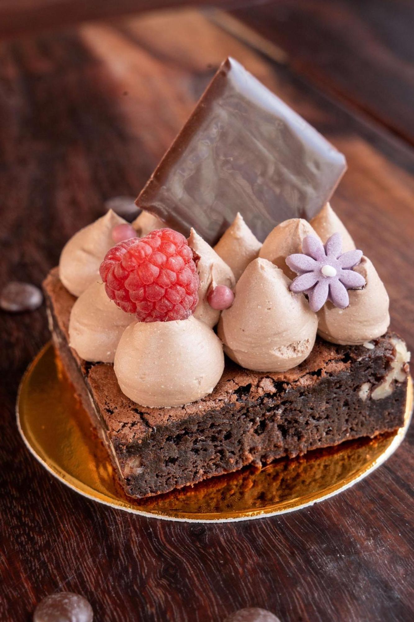 Hyatt Regency Andares Guadalajara Hotel Zapopan Exterior photo A chocolate meringue cake